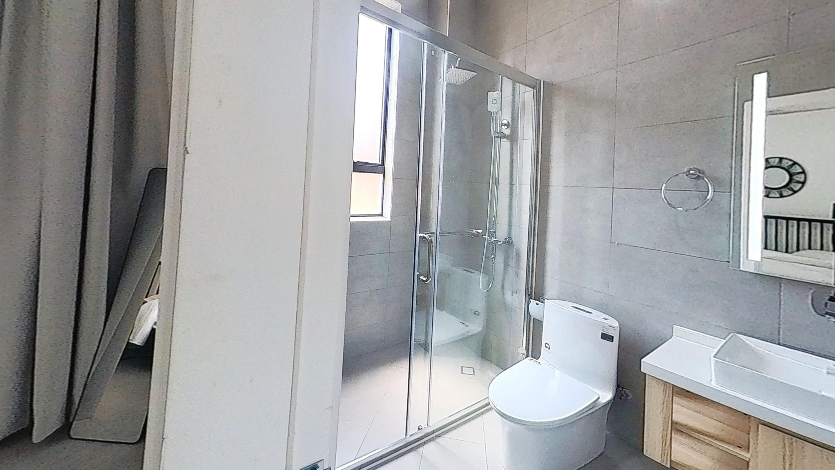 Harrington Apartment D03 Bathroom
